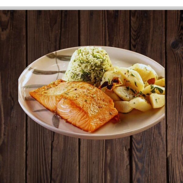 🐟 Salmão Grelhado Especial com Arroz Verde e Batatas Rústicas